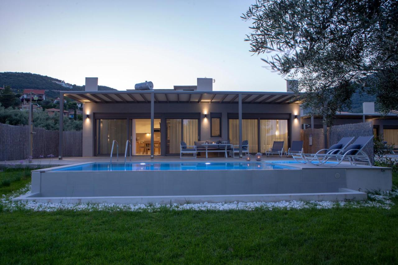 Averto Villas With Private Pool نيدري المظهر الخارجي الصورة