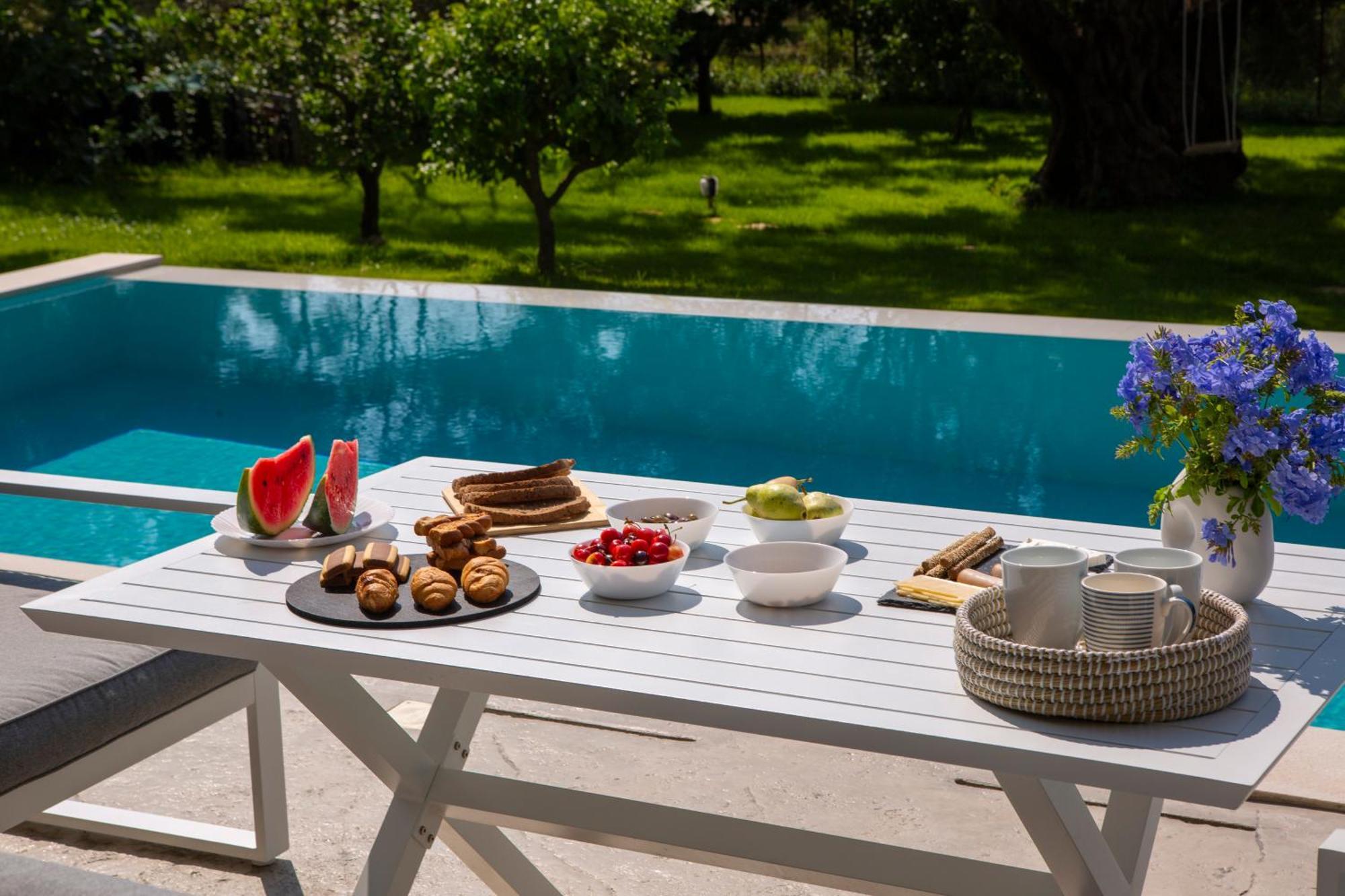 Averto Villas With Private Pool نيدري المظهر الخارجي الصورة